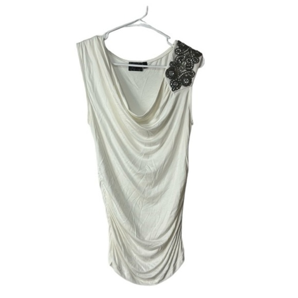 Women’s top size L